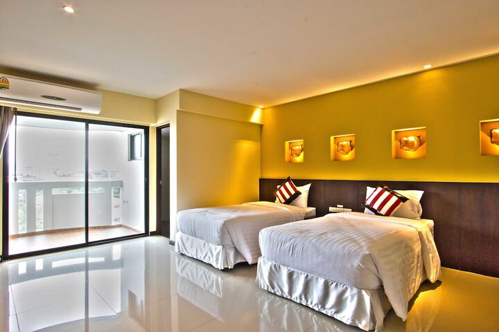 Room 14 of 72