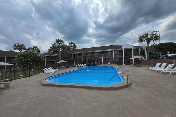 Childrens Activities 52 of 77