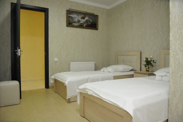 Room 11 of 46