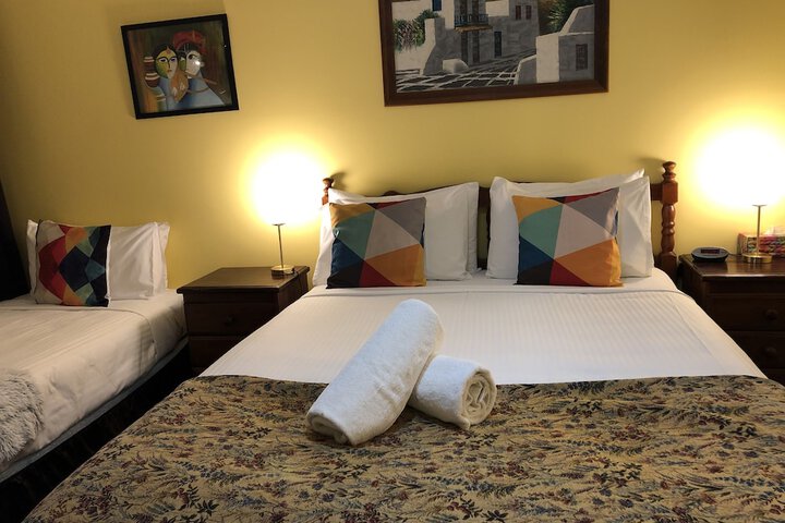 Room 17 of 103