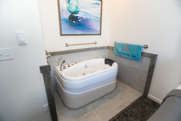 Jetted tub