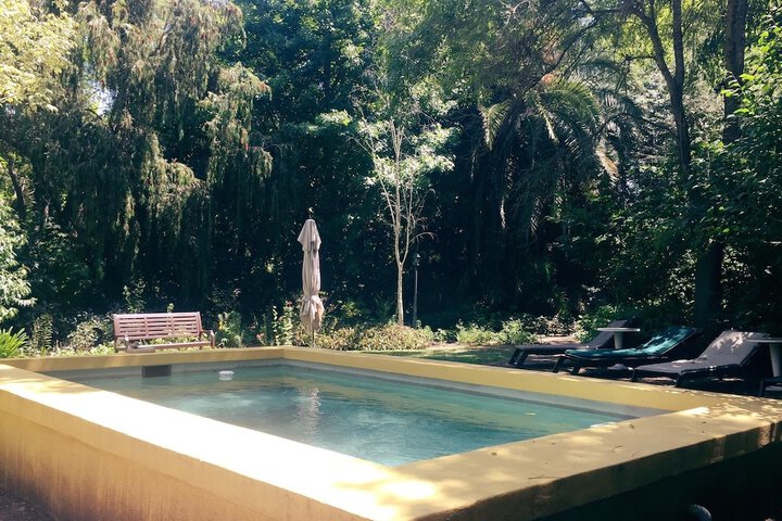 Pool 22 of 28