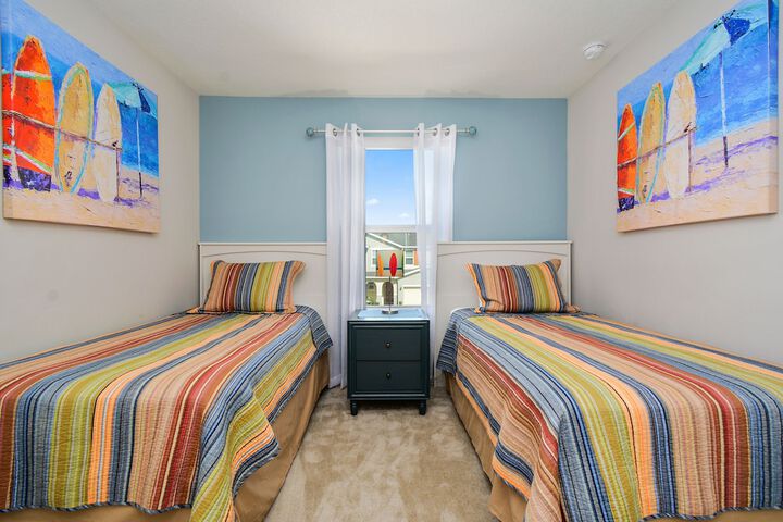 Room 5 of 27