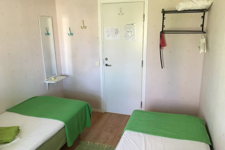Room 8 of 38