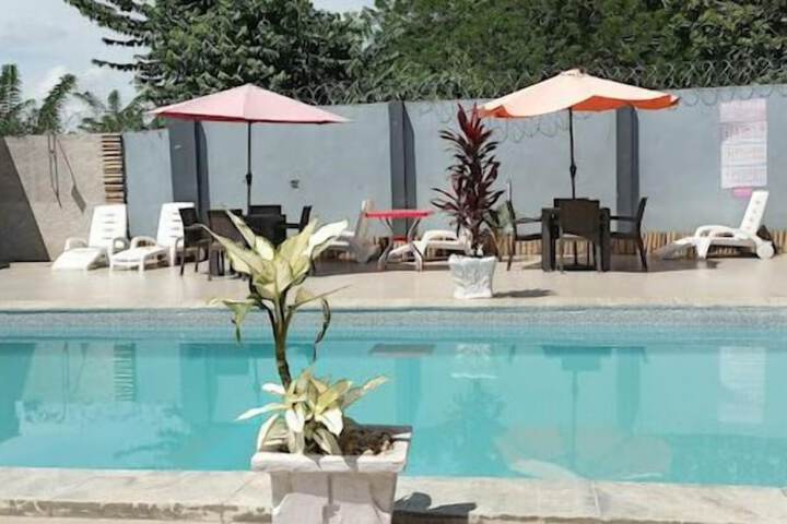 Pool 22 of 107