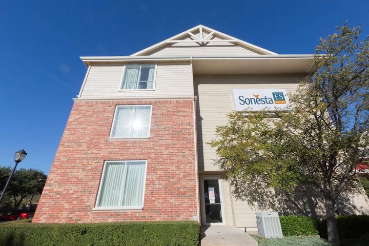 Sonesta Es Suites Dallas Park Central Dallas Tx 70 Alpha Rd