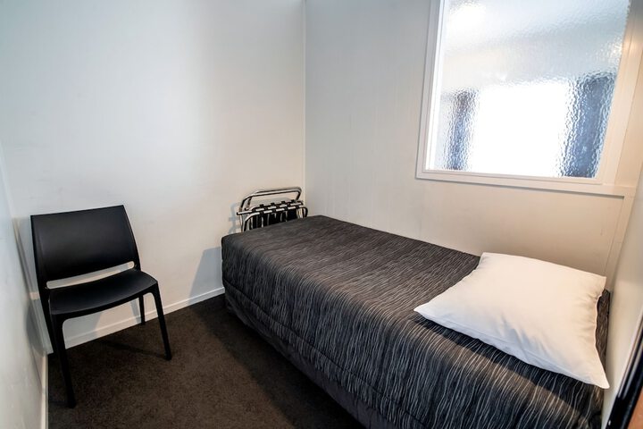 Room 9 of 62