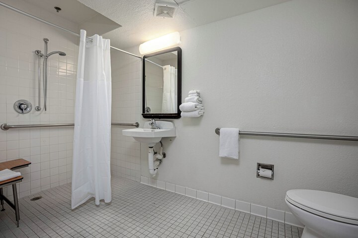 Double Bed Accessible (3 of 10)