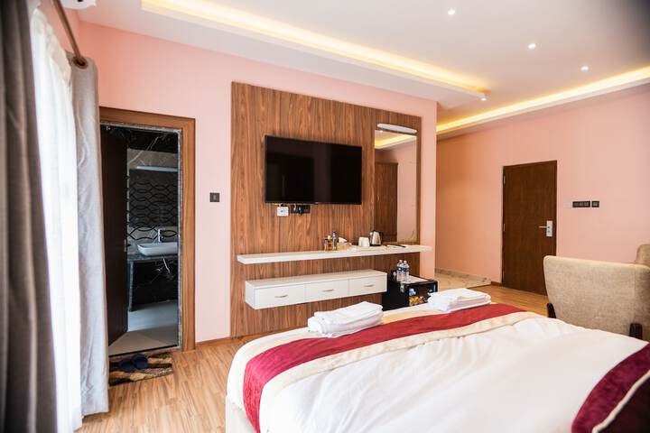 Room 21 of 42