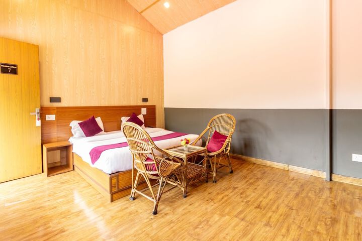 Room 8 of 27