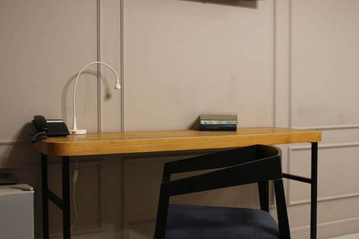 Room 17 of 32