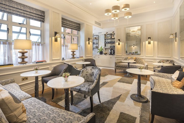 Guest Lobby
