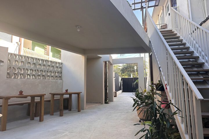 Hotel Exterior 109 of 109