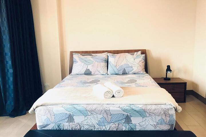 Walk to Terminal 3 | Cozy Studio at Two Palmtree