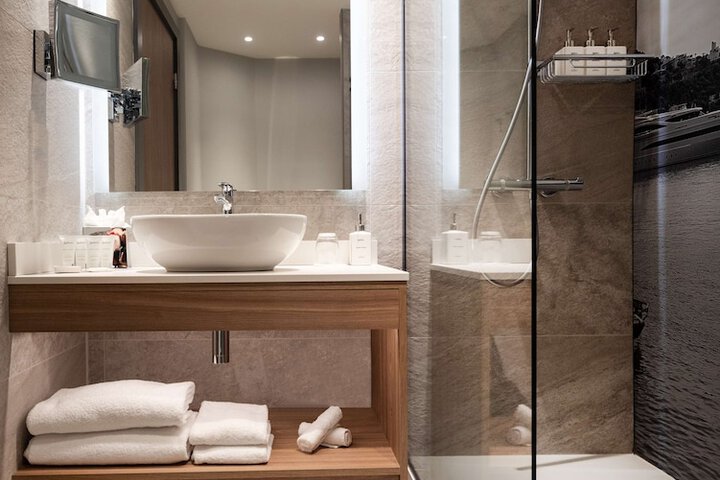 Bath Interior
