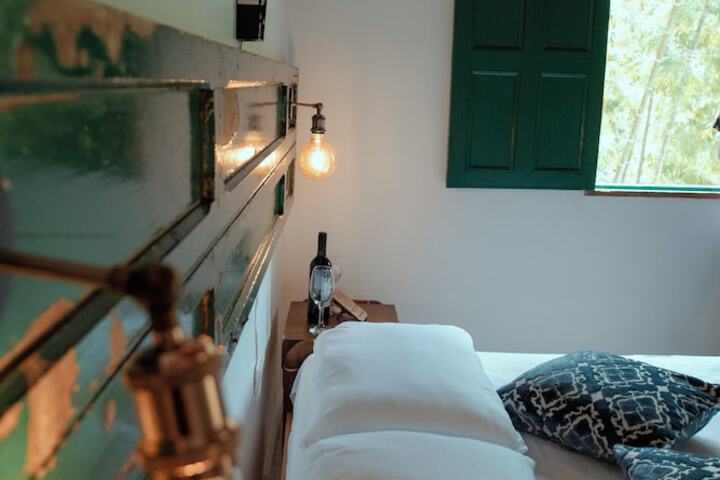 Room 5 of 53