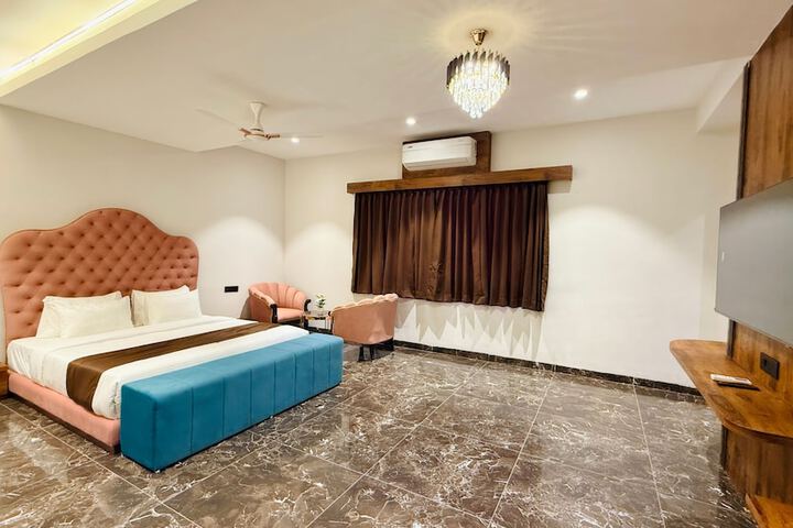 Room 48 of 124