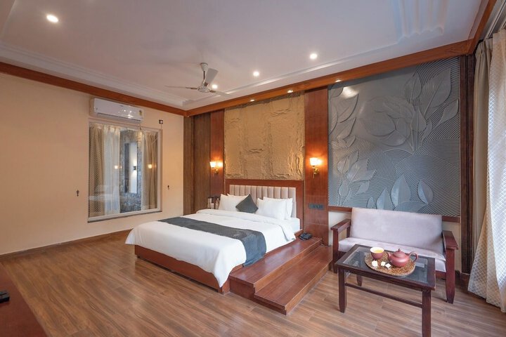 Room 5 of 45