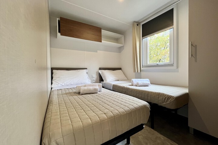Room 20 of 168
