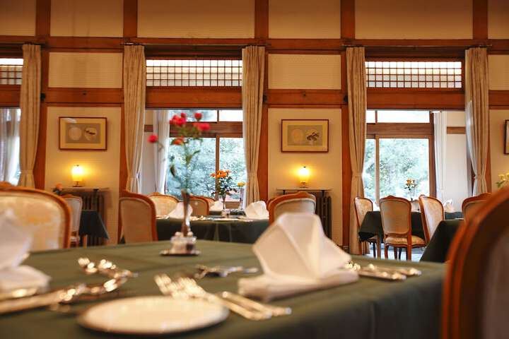 Dining 85 of 120