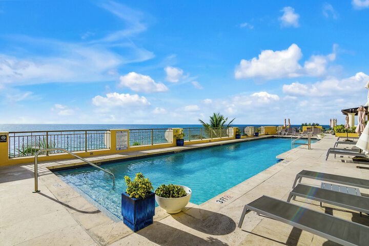 Rooftop pool