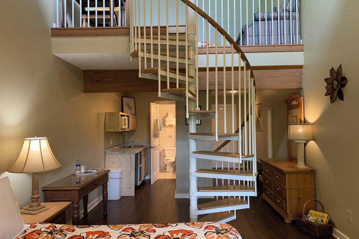 Signature Suite 2 Bedrooms Balcony Mountain View (20 of 26)