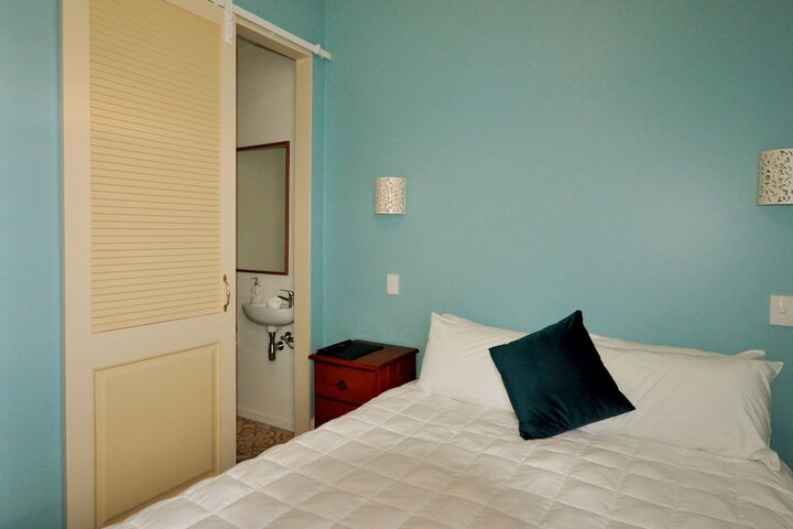 Room 26 of 48