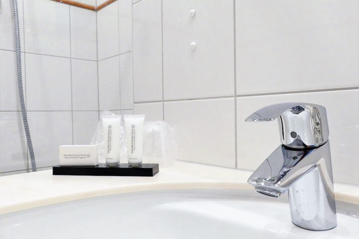 Bath Interior