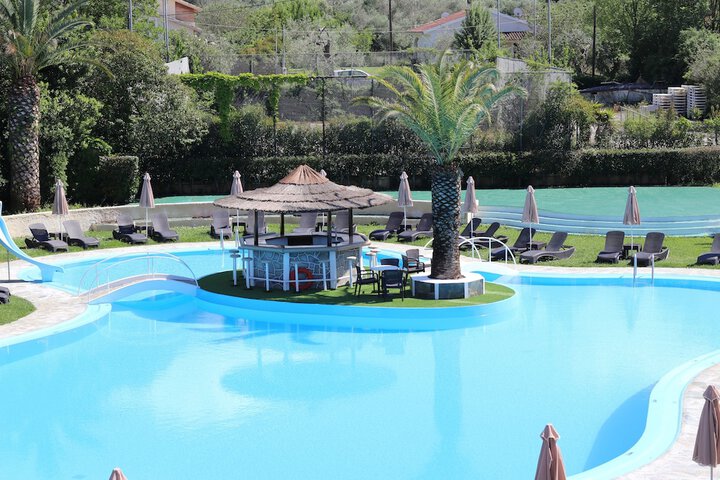 Pool 18 of 50