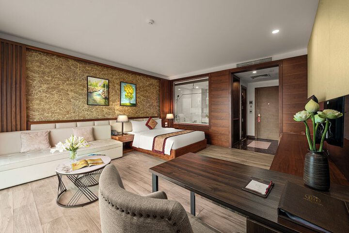 Room 21 of 57