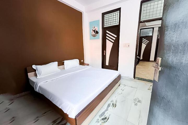 Roomshala 115 Satguru residency