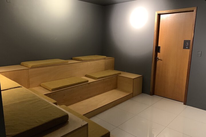 Room 22 of 128