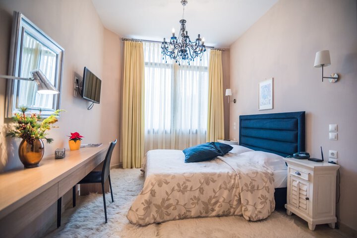 Room 44 of 130