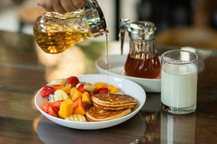 Breakfast/Coffee Service 76 of 94