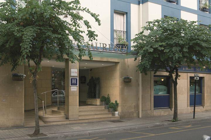 Hotel 65 of 66