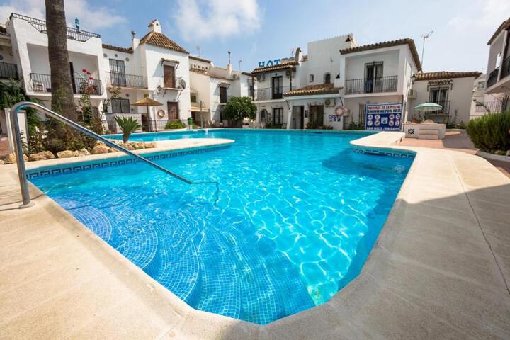 Exterior of NUEVA NERJA 79 MENYBER