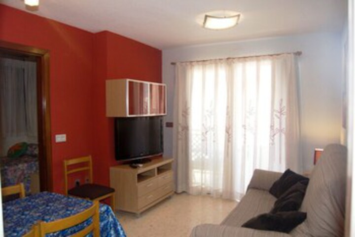 Room 9 of 24