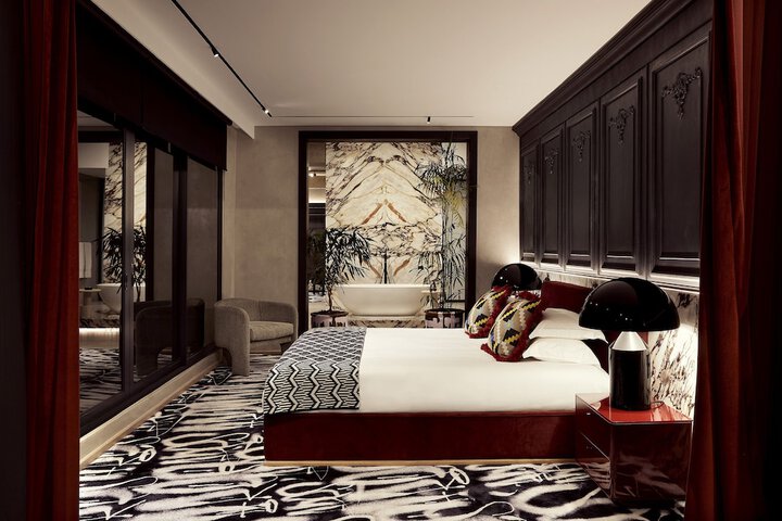 Room 20 of 49