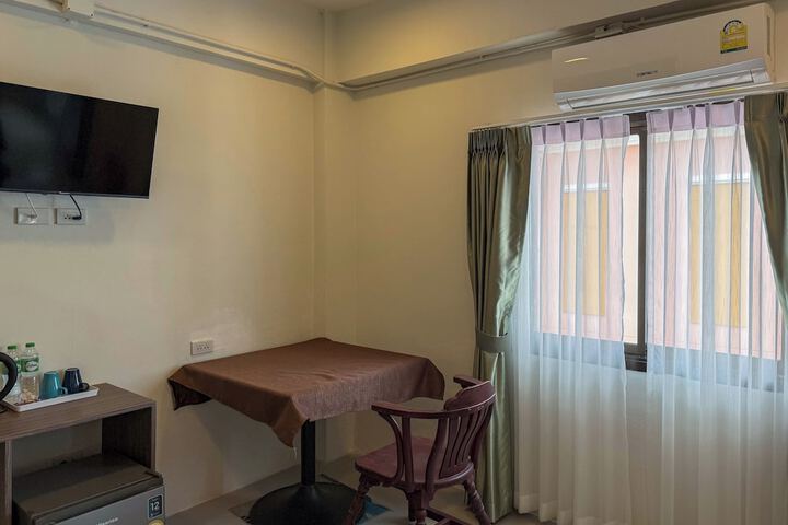 Room 16 of 45