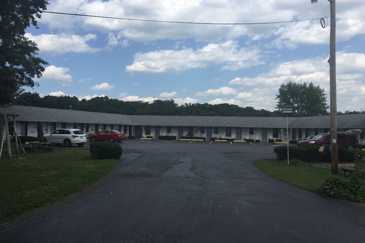 Property Grounds 12 of 14