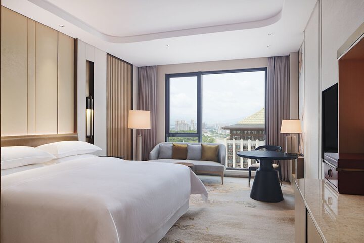 Room 21 of 73