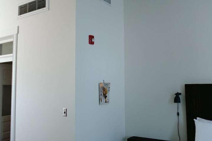 Room 9 of 92