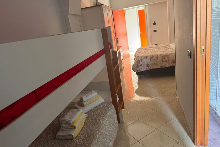 Room 18 of 51