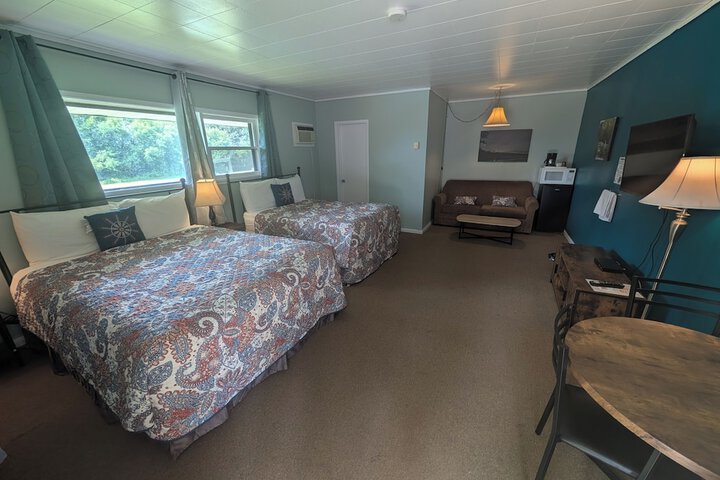 Room 3 of 34