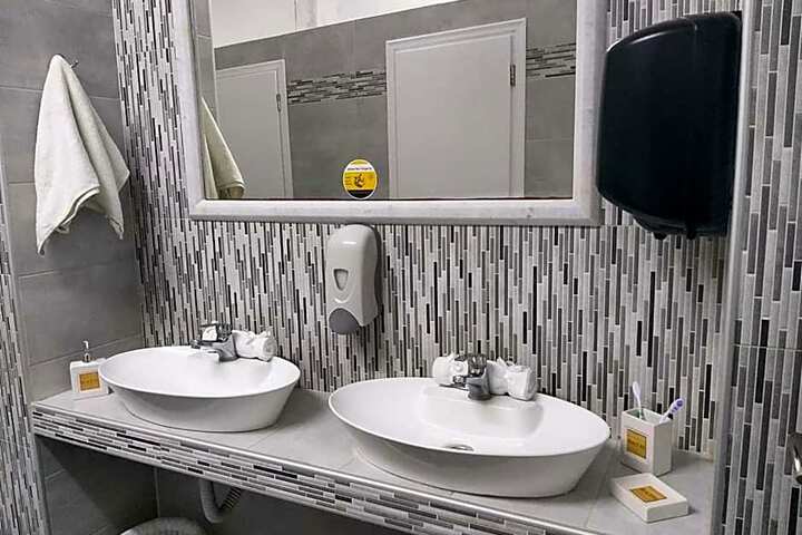 Photo 11