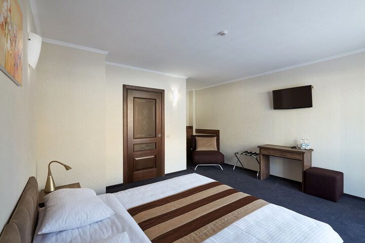 Room 15 of 61