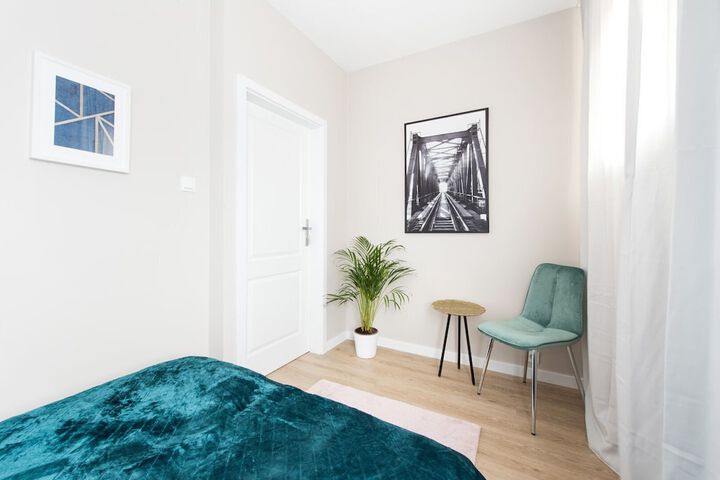Room 3 of 66