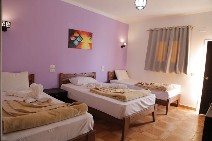Room 6 of 45