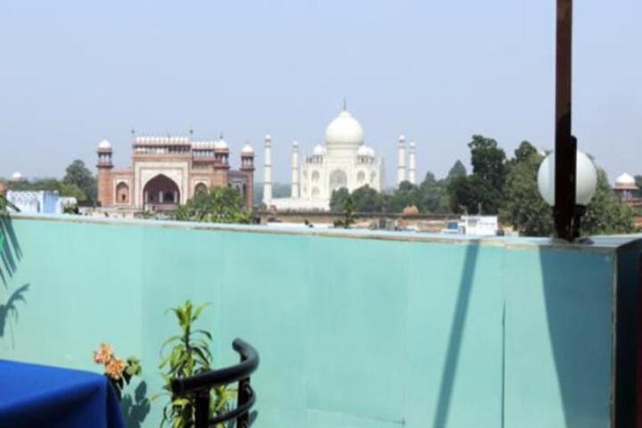 Shanti Lodge