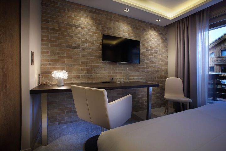 Room 31 of 48